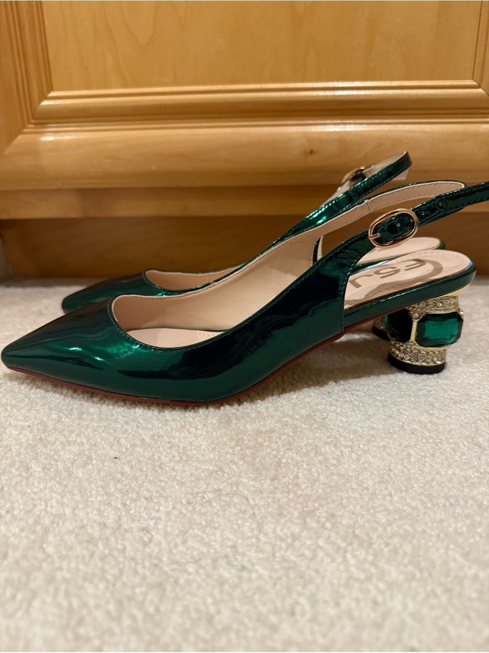 Emerald Green Slingback Pointed Toe Heel